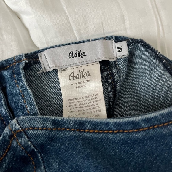 ADIKA Denim Tube Top / Corset
Fits small or medium stretchy - Picture 4 of 4